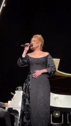 Adele's Stunning Look in Weekend 10 of Weekends With Adele!