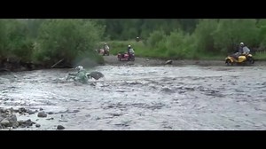 Ever been up to your handlebars in a water crossing? This rig was modified to ‘breathe’ better in deep water, but not many motorcycles would battle swift currents like Egor’s Ural here. 🌊 | Ural Motorcycles