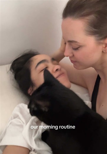 Our Lesbian Morning Routine: How We Start Our Day