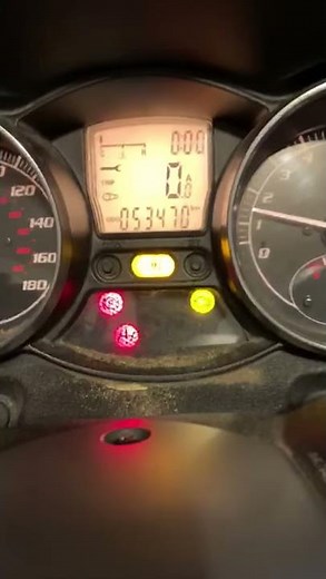 Piaggio MP3 400 alarm and lights