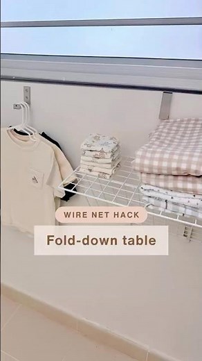 How to build fold-down table with wire nets. Adds instant surface space in seconds! #storagehacks