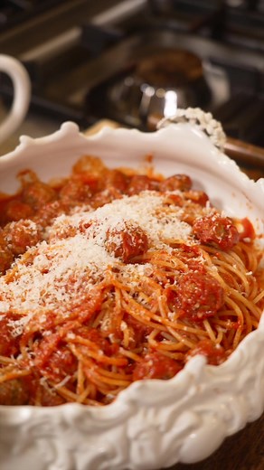 Delicious Spaghetti with Meatballs Recipe