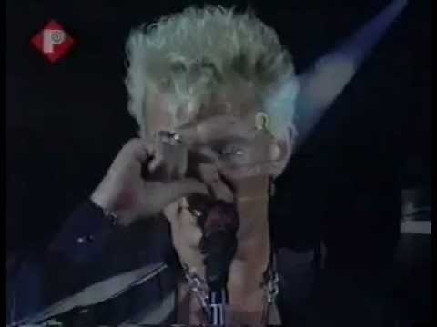 White Wedding - Billy Idol (Live At Wmbley 1990).avi