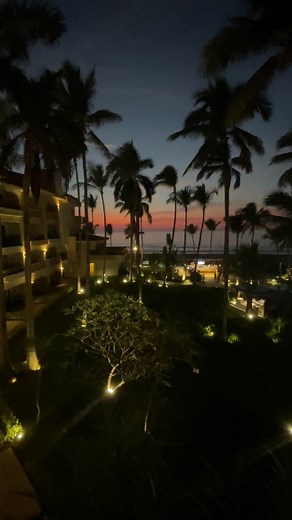 2.3K views · 29 reactions | The sunsets in Mazatlan are spectacular!! I’ve loved spending the week here at Pueblo Bonito Mazatlan. So much to see and a great place to spend a vacation. Next year a world class aquarium will open that will bring visitors from all over the world! I got a sneak peek today and it’s going to be amazing! Add Mazatlan to your list! Guide for what to do coming soon! #PuebloBonitoMazatlan #PuebloBonitoExperience | Food, Fun & Faraway Places | Facebook