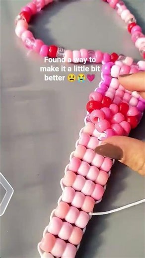 I just found out how to make a heart shaped kandi 😋