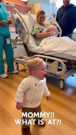 “Big Brother.EXE Has Stopped Working 😂👶”#BigBrotherReaction #ToddlerShock #NewbornMeet#SiblingFirst