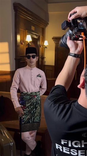 @Stefanwanichkul handsome bergaya dengan Baju Melayu Daytona Code Soft Pink😍 #elrahexclusive #elrah2026 #initahunelrahraya