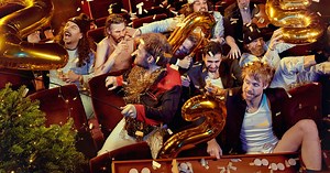 Een onstuimig slotakkoord van 2024: Chassé theater laat het script los in unieke voorstelling