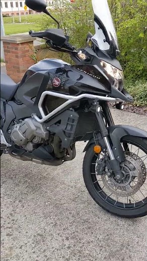 Honda VFR1200X with DCT