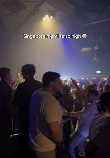 Last night at @zouk for the amazing @Vicetone special DJ set, so this is what locals do after dark 😅 #singapore #nightlife #club #zouk