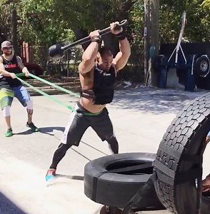 This is literally the definition of BEAST MODE. Credit: Instagram/ @realworld_tactical | GiveMeSport