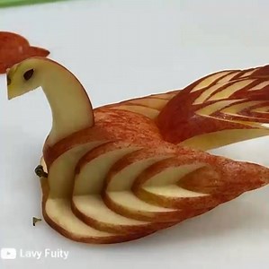 1.8M views · 6.8K reactions | How to Make Apple Swan Garnish  Credit:Lavy Fuity (bit.ly/2voaRcW) | Taste Life | Facebook