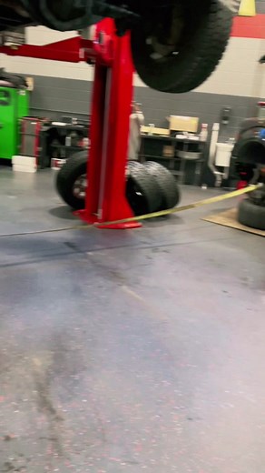 Troubleshooting Car Axle Issues - Mechanic Tips