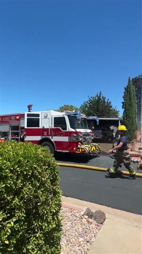 'Very active fire': Five houses catch fire in St. George, avoid area