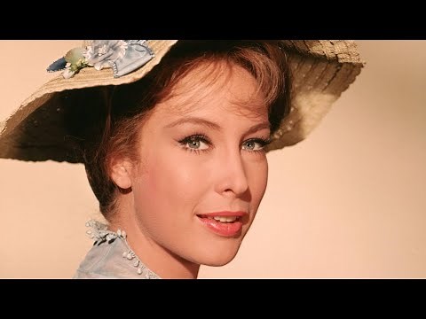 Barbra Eden's Old Photos Left Nothing To The Imagination, Try Not To Gasp