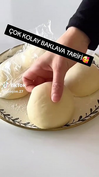 Easy Baklava Recipe to Satisfy Your Sweet Tooth