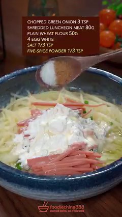 Easy & quick Chinese hash browns recipe. #recipe #cooking #hashbrowns #chinesefood #cooking #potatorecipes | foodiechina888