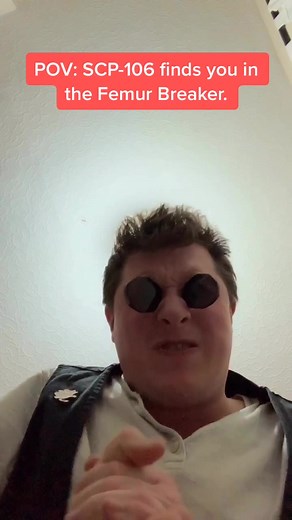 Exploring SCP Foundation's Femur Breaker 2