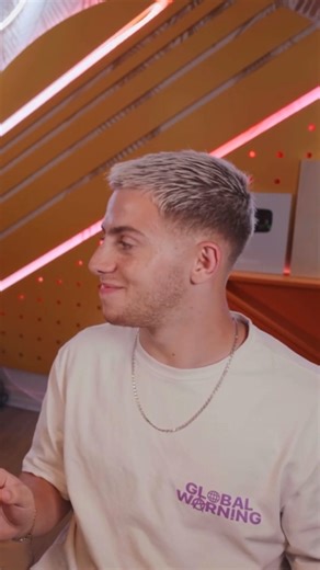 Elsa dit que Michou pue 😂 | Crouton Video Official