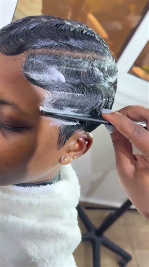 Finger wave tutorial #fingerwaves #hairstyle #howtocutcurlyhair