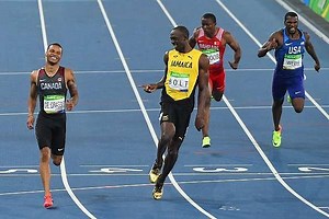 Rio Olympics 2016: Usain Bolt qualifies for the Men's 200m final, Justin Gatlin eliminated in semi-final