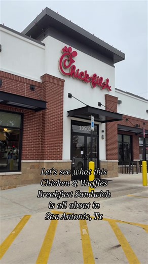 Chicken & Waffles Breakfast Sandwich Review in San Antonio