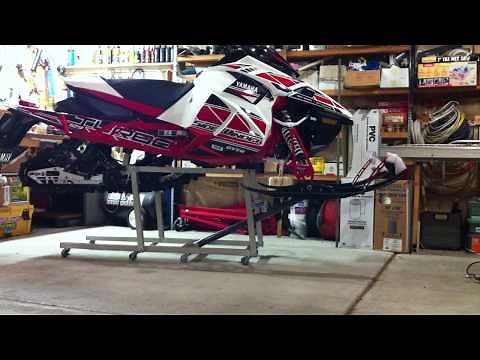 Trying out the new Lift-a-Sled Aluminum snowmobile lift!