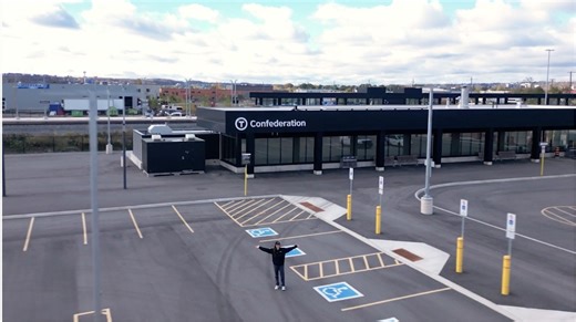 Confederation GO Station is now open! Located in Hamilton, Ontario, this new transit hub is a step forward in regional connectivity, linking communities across Hamilton, Niagara, and Southern Ontario. EllisDon’s Civil team self-performed key components of the build including demolition, platform concrete, grading, electrical digital signage civil works. Built with accessibility and safety in mind, the station features an AODA-compliant platform, advanced lighting and CCTV systems, and a pedestri