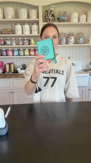 40K views · 872 reactions | Class of 2024 coming in hot! Graduation gifts can be tricky.. here’s a fun, quick and personalized gift that any grad would be happy to receive 珞 For craft details-comment WALLET #graduationgifts #gradgifts #diycrafts #craftroom #personalizedgifts | Small Town Me | Facebook