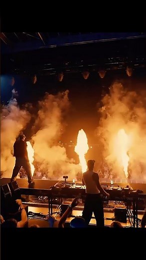 “I Want Something Just Like This” - The Chainsmokers 🤩