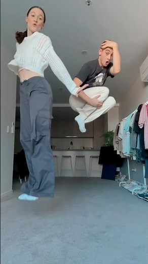 We finally did the “Viral Dance Trend” to 3D by JUNGKOOK 🥵😅