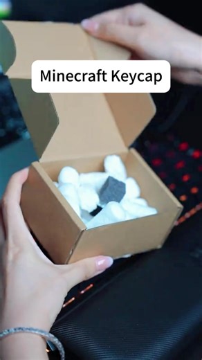 Custom Minecraft Keycaps for Your Setup