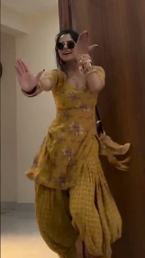 Tokk lagni jayaj h dance video #hariyanvisong #masoomsharma #dancevideo #dance #shorts #short #viral