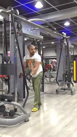 Effective Arm Workouts at the Gym