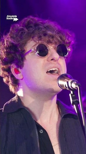 The Kooks - Naive 🎤🎸 Live for Absolute Radio! #thekooks #naive