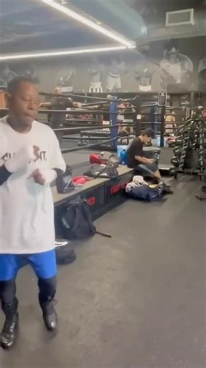 Martin Lawrence working on his boxing skills