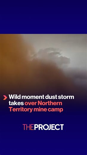 A massive dust storm suddenly swept over the Granites gold mine camp in the Tanami region of Australia’s Northern Territory, leaving workers stunned as they filmed the dramatic event before seeking shelter in the workshop. | The Project