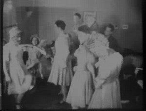 Soldiers Stage 'Girlie' Show, 1942/02/04