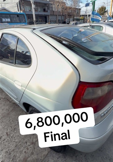 Megán 6.700.000 precio final: tour por Automotores Vila (Autos 2019-2021)