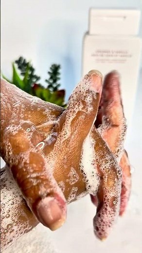 Native Coconut & Vanilla Body Wash review