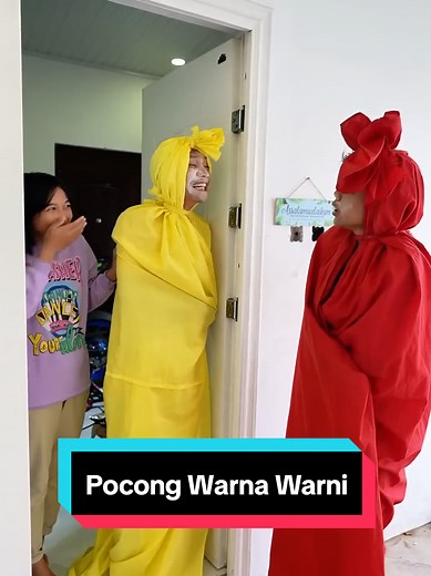 Penampakan Pocong Warna-Warni di Rumah Rere