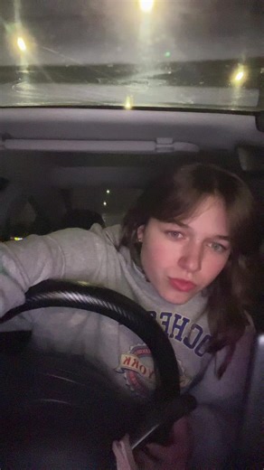 monkeydoingbackflip (@monkeydoingbackflip)’s videos with original sound - amariya 🎀 .