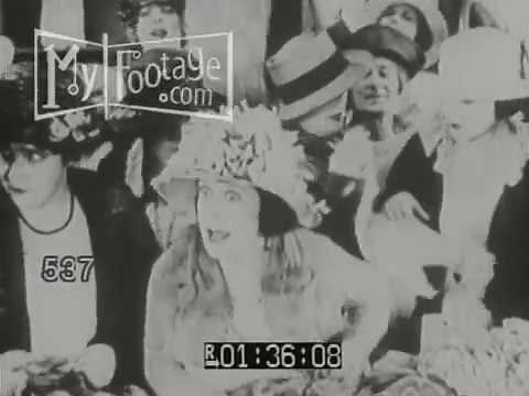 1920s Women Fight Over Bargains Tear Clothing