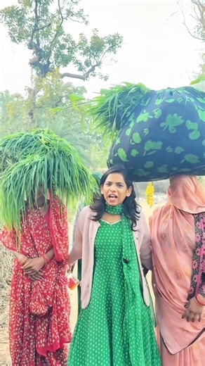 Sohnee Rajpoot on Instagram: "Welcome to bundelkhandi distionary😂😂"