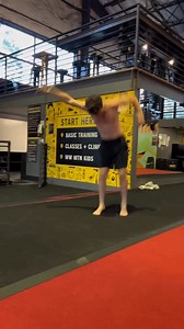 Standing dub side #flips #parkour @Xqndr | Parkour