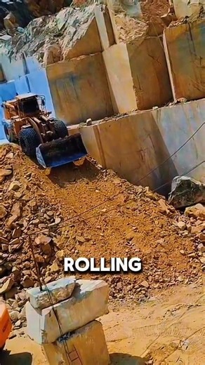 51K views · 304 reactions | Will the dozer make it down safely? 樂 #DozerDilemma | Mechanical Man | Facebook