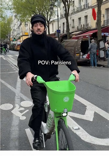 Parisian Walking Tour POV