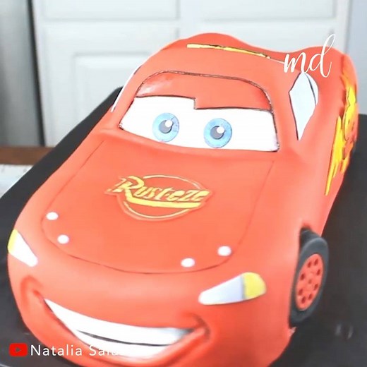 101K views · 1K reactions | A step by step Lightning McQueen cake covered in fondant. | MetDaan Cakes | Facebook