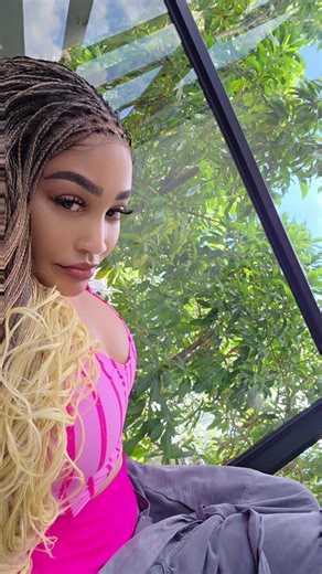 It's not a thirst trap it's just a normal video of me and i happen to be very gorgeous 🤗🔥