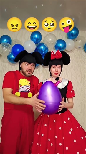 Minnie angry 😡😡😡 #shorts #funny #funnyvideo #comedy #cosplay #mickeymouse #viralvideo #jokes #best